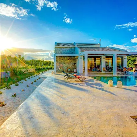 Zante Prime Heated Pool * Planos (Zakynthos)