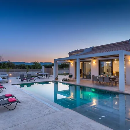 Zante Prime Heated Pool Villa *